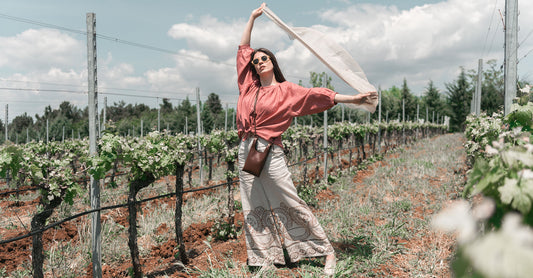 L&E Tote Bag - Making of the Grape Collection