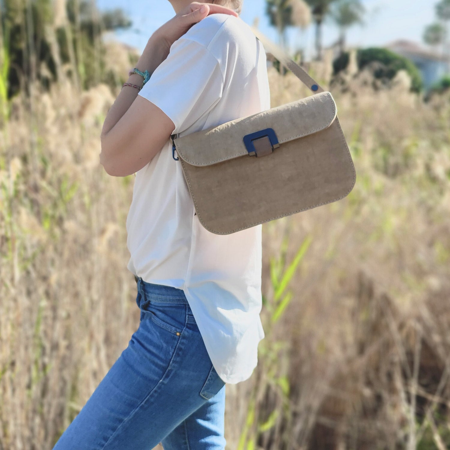 Lady - Premium Shoulder Bag from L&E Studio